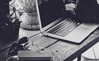 开云体育入口-德国乒乓球队轻取瑞典，樊振东关键制胜再现传奇！描述：今天的乒坛风云再起，德国队以卓越的技战术轻松击败瑞典队，特别是樊振东在关键时刻的精彩表现，成为比赛焦点。本篇深入解析比赛亮点，展现乒乓球运动的魅力与激情！关键词：乒乓球、德国队、瑞典队、樊振东、比赛分析、精彩瞬间、技术竞技、体育精神