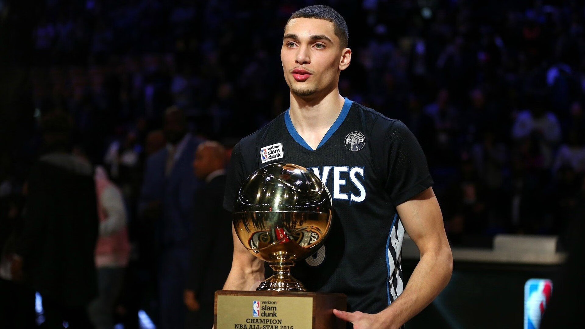 开云体育官方网站-英格拉姆狂砍40+10创生涯新高，勇士加时险胜掘金止连败！